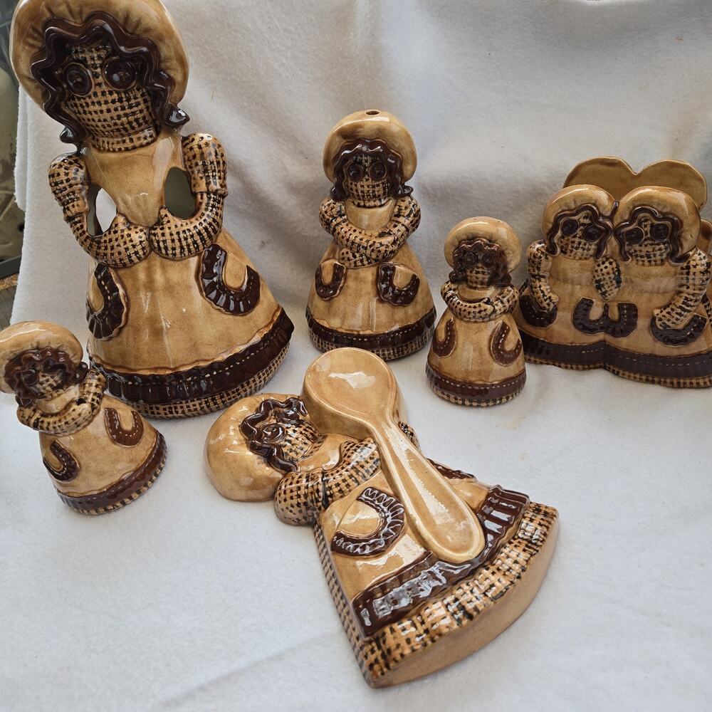 Sittre Ceramics Burlap Doll Utensil Holder, Salt/Pepper, Napkin Holder Spoonrest
